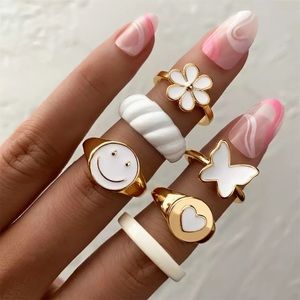 White Jewelry Ring Set 😍😍🔥🔥